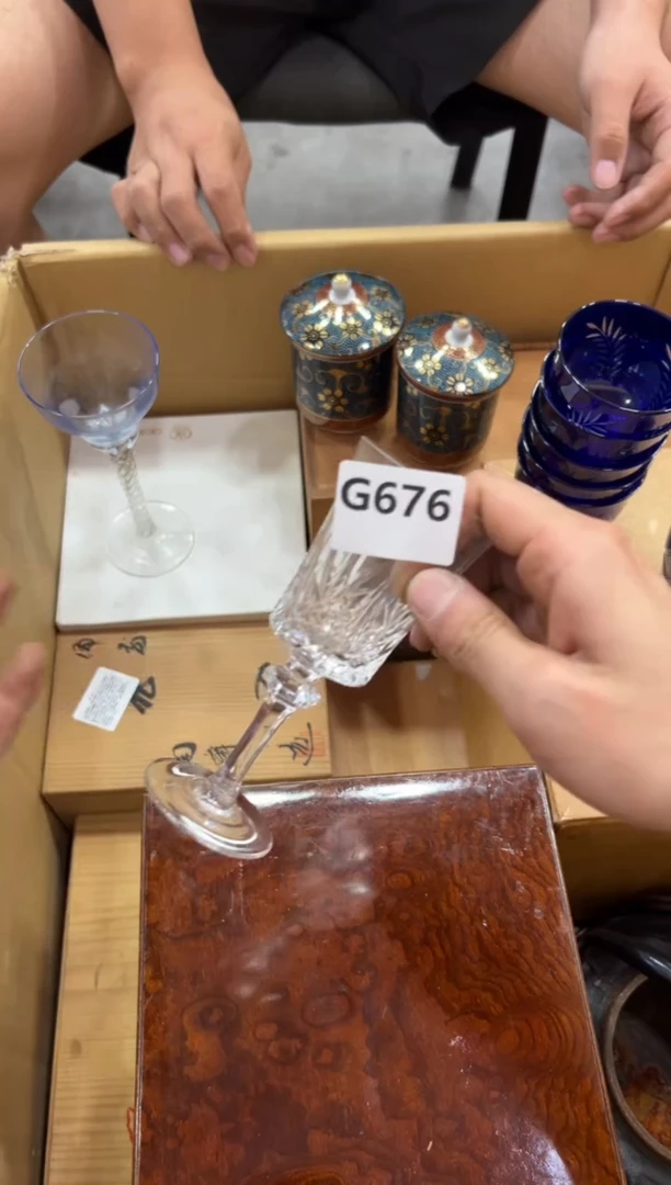 瓷片来****主676中古商品，谨慎参拍