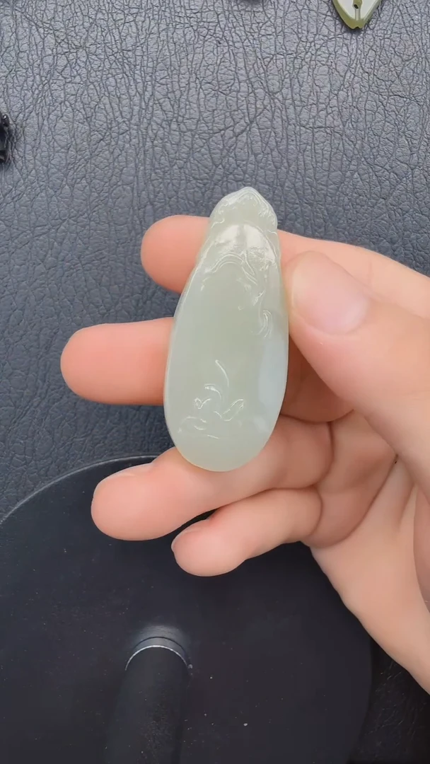 和田玉未镶嵌吊坠(不含链)31