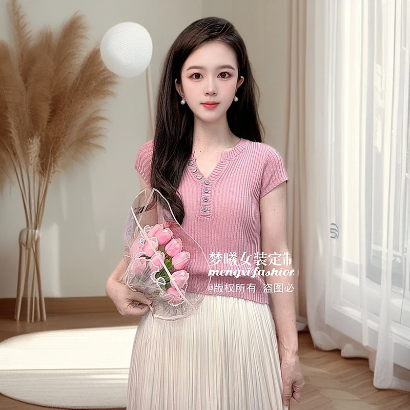 梦曦正版柔软薄款显白小香风V领针织衫女短款夏季洋气上衣女28017
