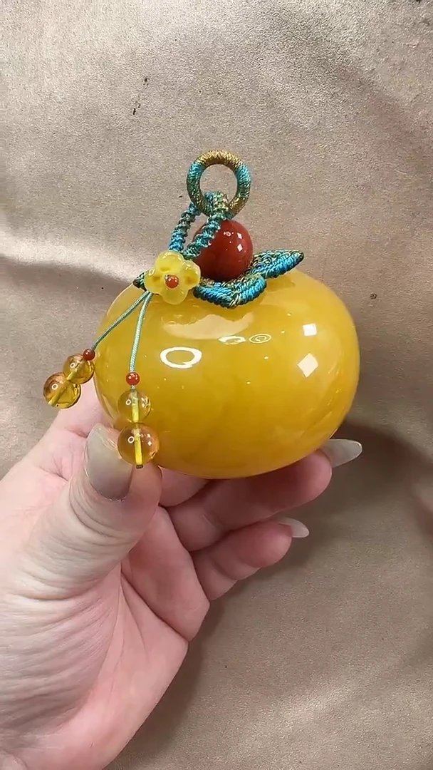 琥珀颈饰未镶嵌吊坠