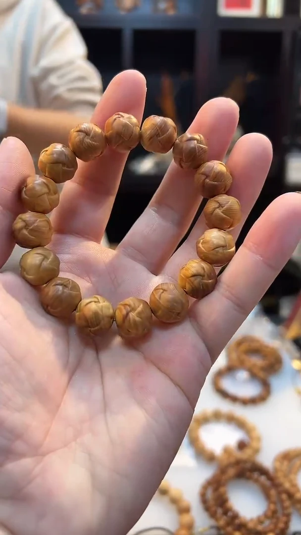 崖柏13风暴红油太行无礼盒