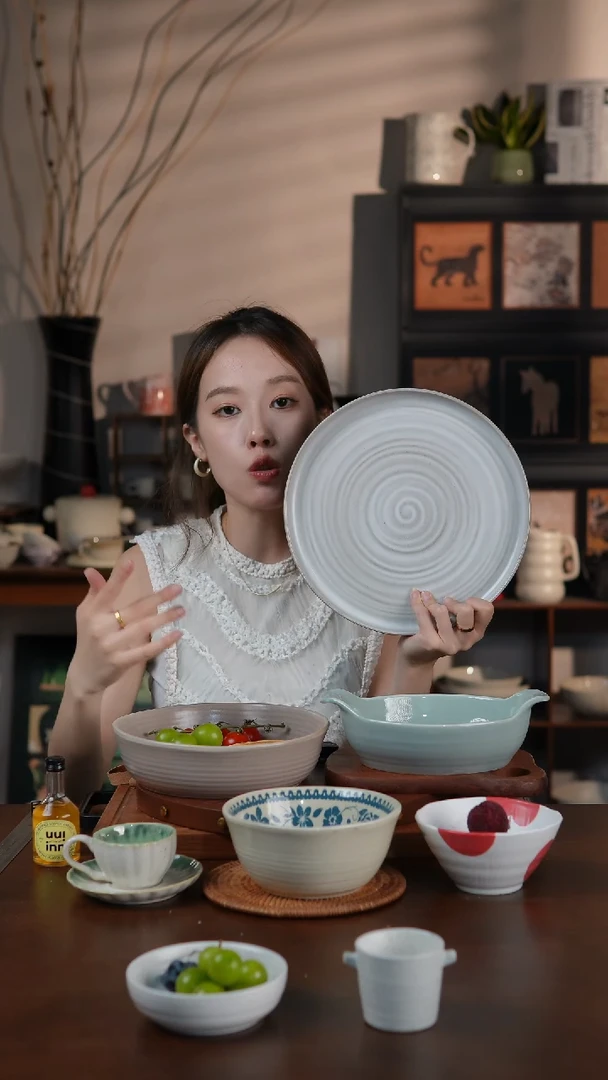 陶瓷北欧风格螺纹10.3寸意面盘早餐盘 微瑕 满20发货