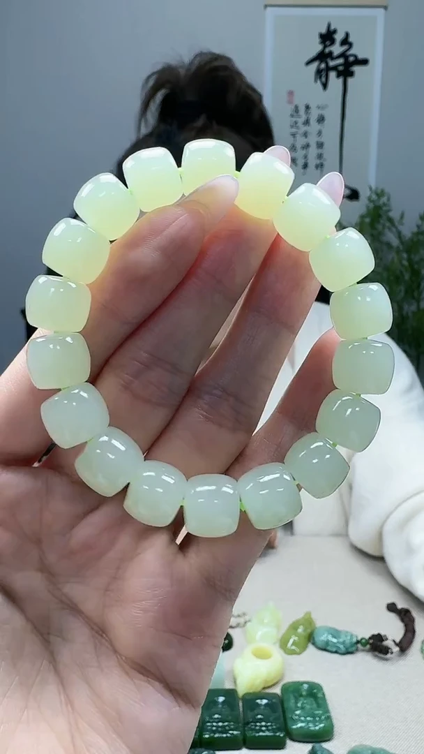 未镶嵌和田玉挂件12