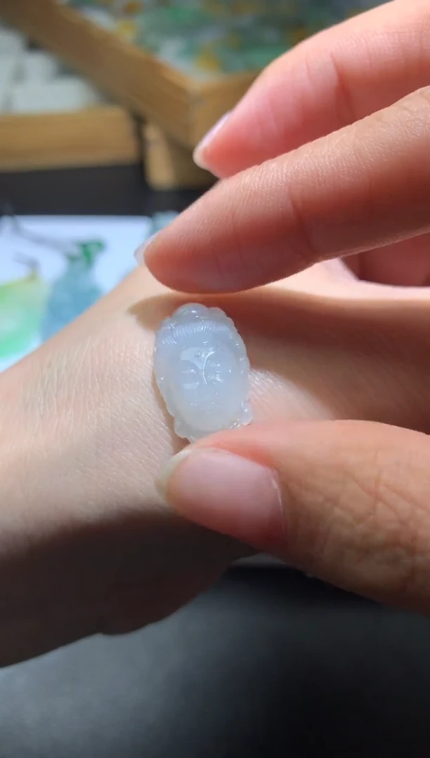 定制翡翠未镶嵌毛货