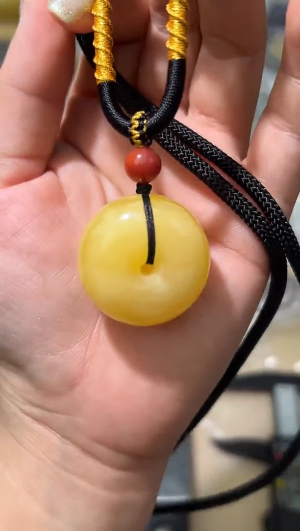 未镶嵌蜜蜡裸石蜜蜡吊坠