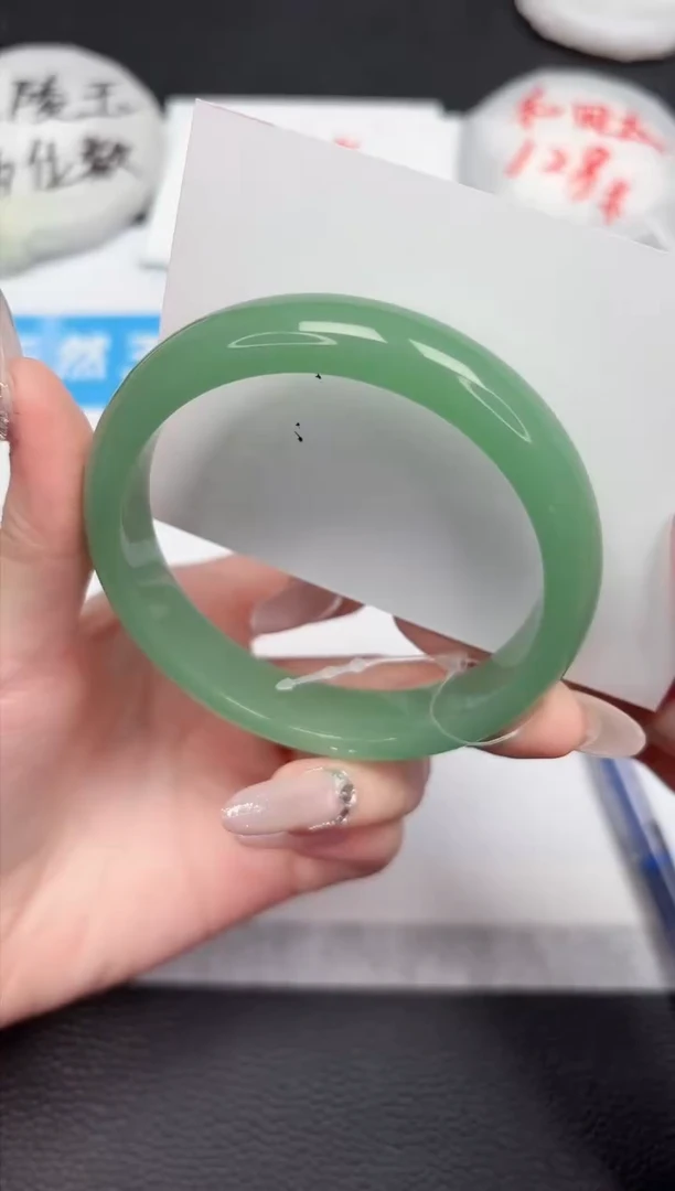 【闪购商品】石英质玉手镯未镶嵌514-61