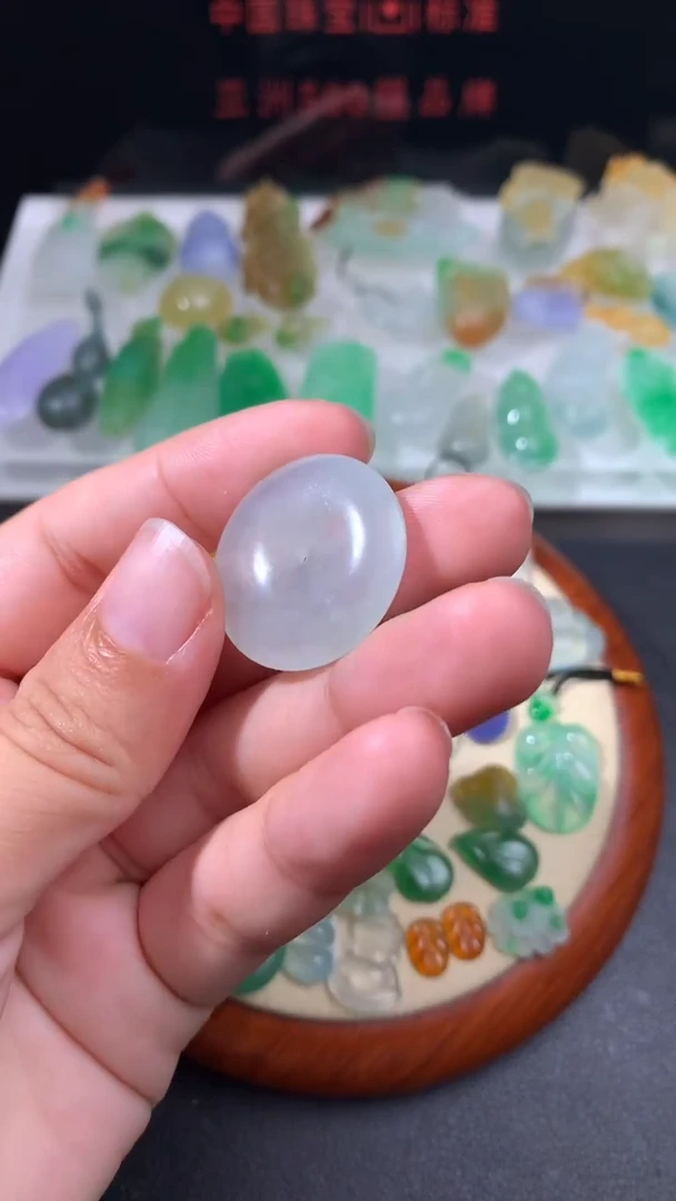 未镶嵌定制翡翠