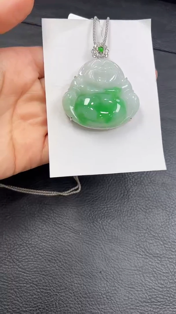 18K金镶嵌挂件翡翠佛公
