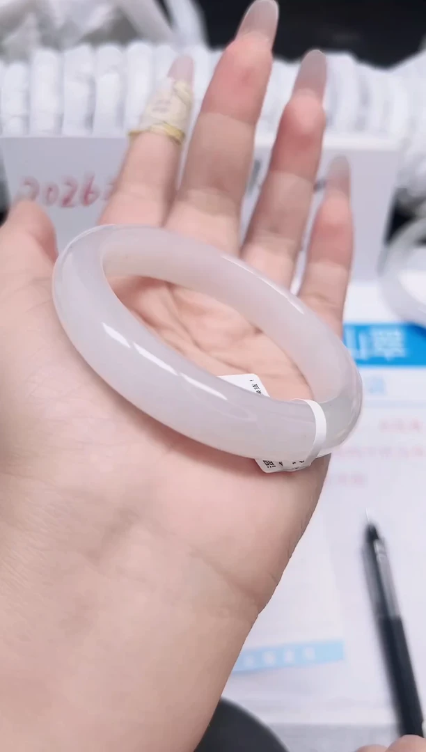 未镶嵌手镯石英质玉224-58