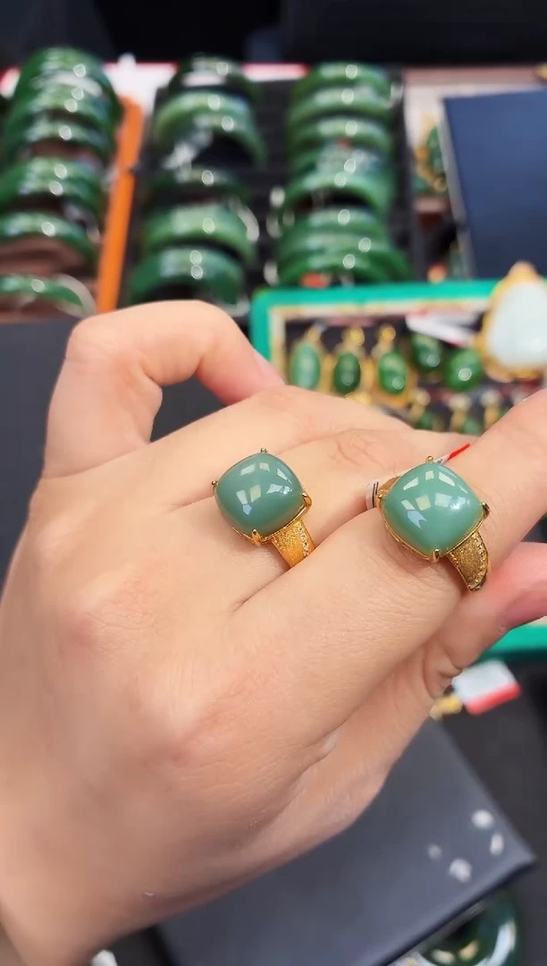 银S925镶嵌戒指和田玉多样性发一