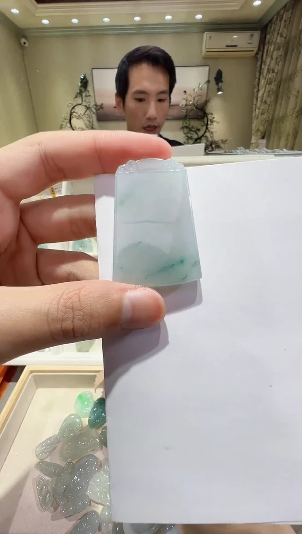 颈饰未镶嵌翡翠-纯天然缅甸A货翡翠吊坠-飘兰花无事牌