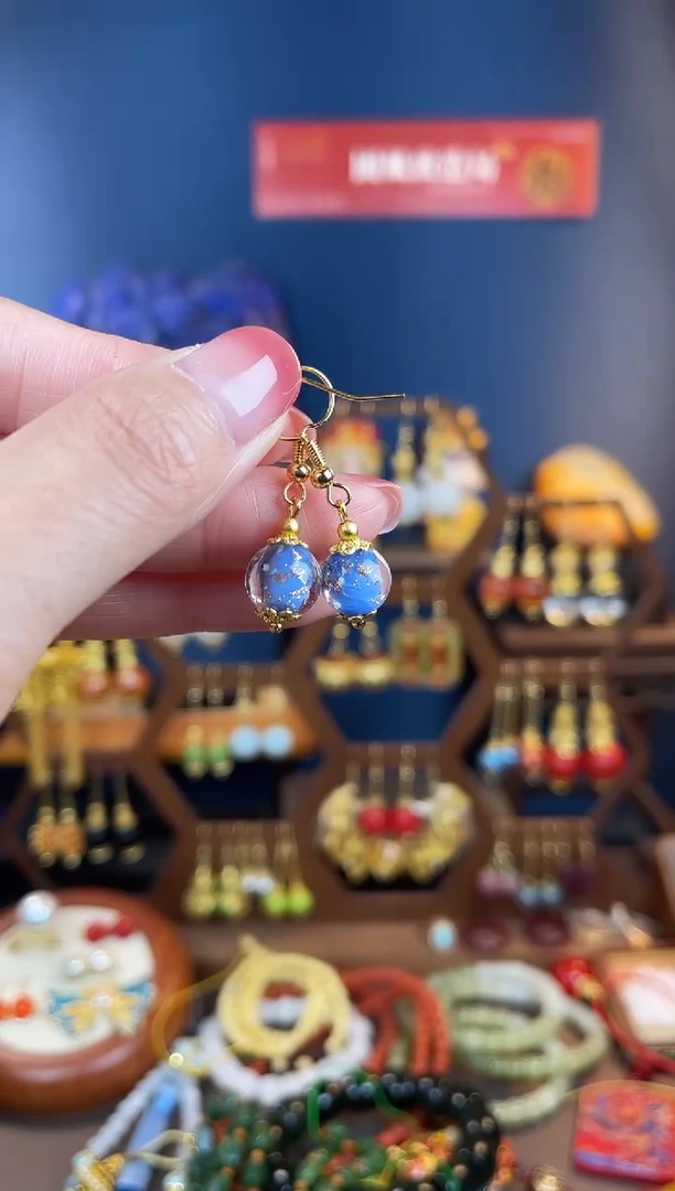 手工艺品琉璃，蓝色溏心琉璃耳钩