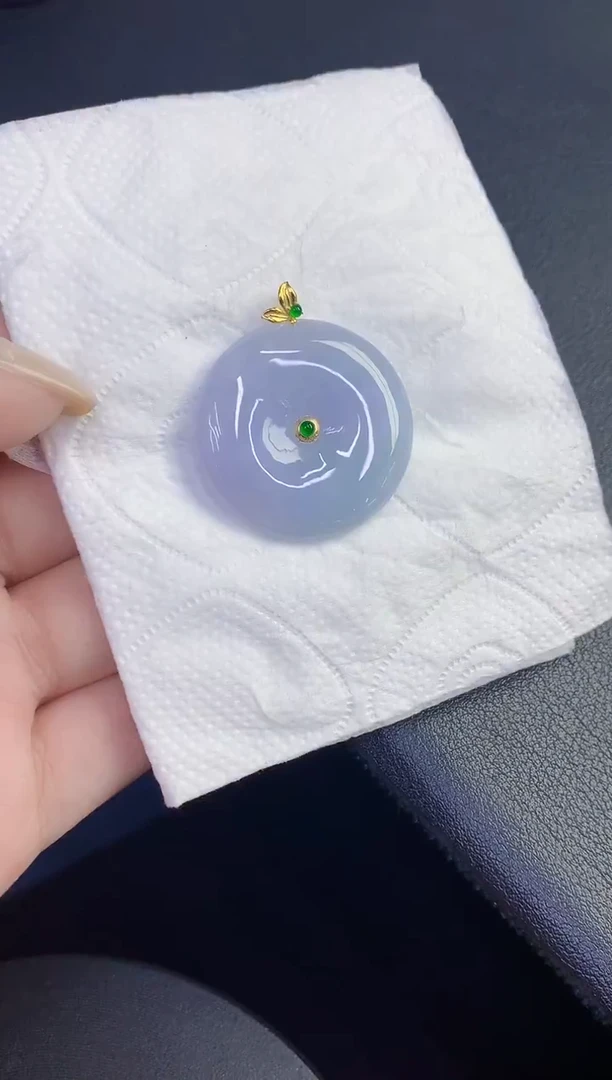 颈饰18K金镶嵌翡翠缅甸天然翡翠A货