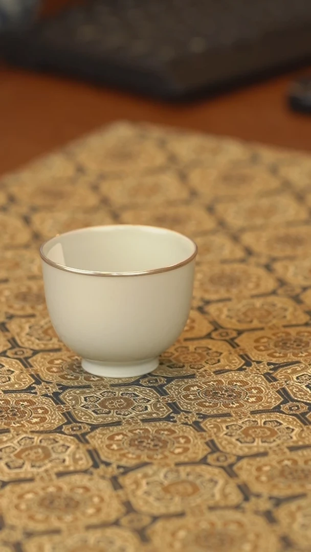 杯子舜瓷甜白釉包银直口杯