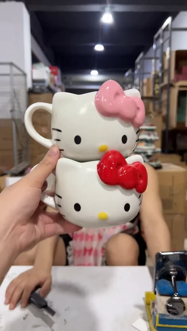 瓷片大号红色加粉色kt头杯2件套