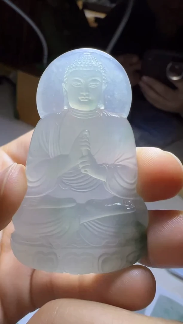 未镶嵌定制翡翠大日