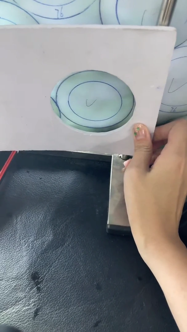 【闪购商品】定制翡翠手镯未镶嵌定制手镯MC2/DZS