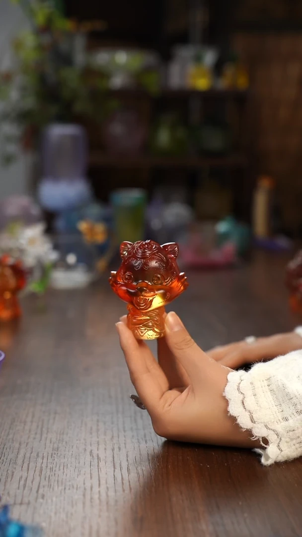 闪购闪购琥珀红小虎