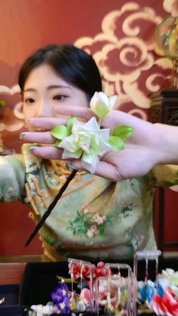 刺绣非遗纯手工绒花