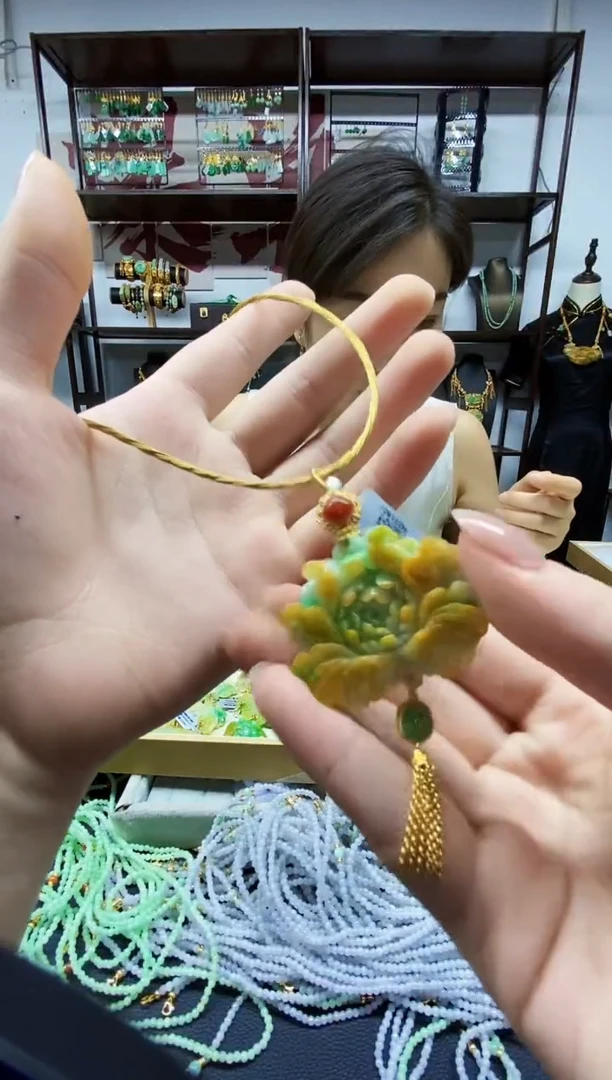 颈饰未镶嵌翡翠翡翠吊坠