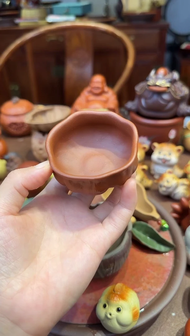 紫砂茶宠红降坡荷叶杯