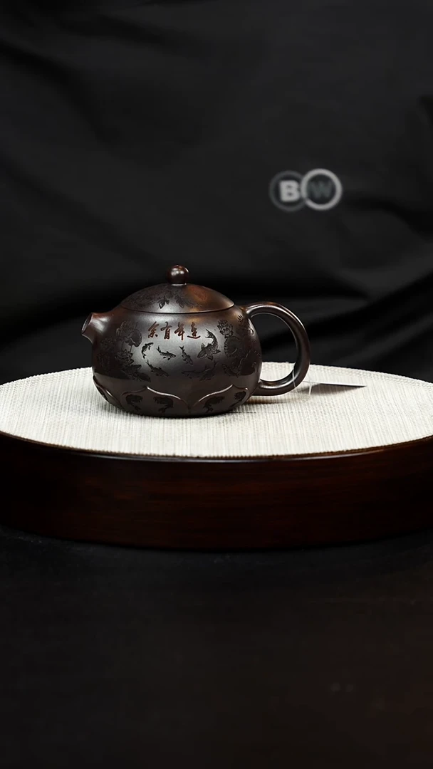 茶壶紫砂宜兴原矿纯手工紫砂 佛莲西施 铁血红砂