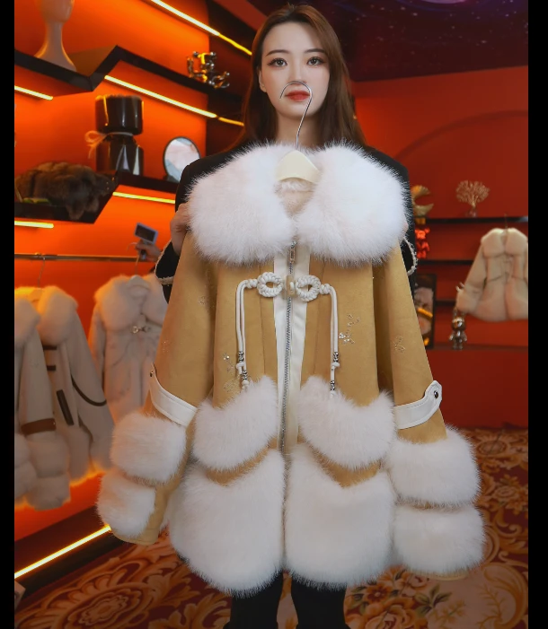 DM【3873】轻奢新款时尚洋气加绒加厚气质女士秋冬季保暖大毛领外套