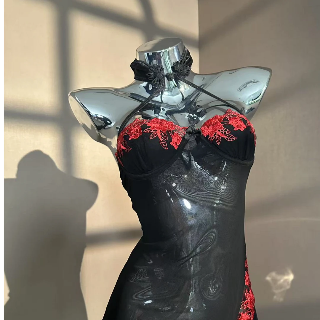 伯爵夫人夏季居家薄款睡裙修身女装女士红色连体衣黑色蕾丝性感