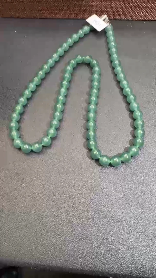未镶嵌定制翡翠翡翠A货有轻微色差属于正常现象，珠串1