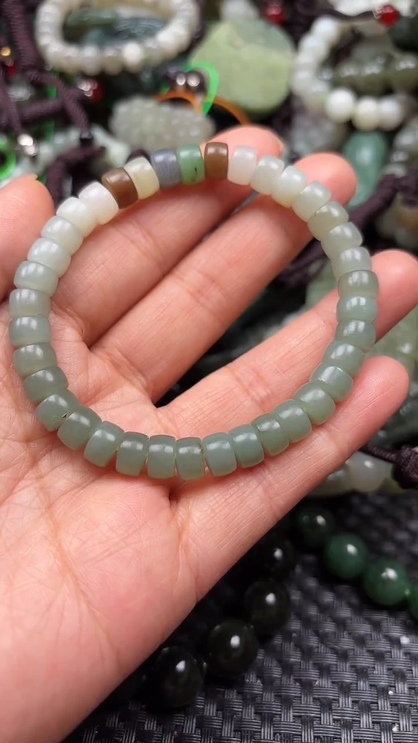 【闪购商品】和田玉颈饰未镶嵌.