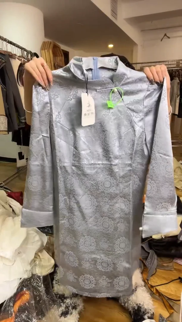 M码       90-105斤  裙子