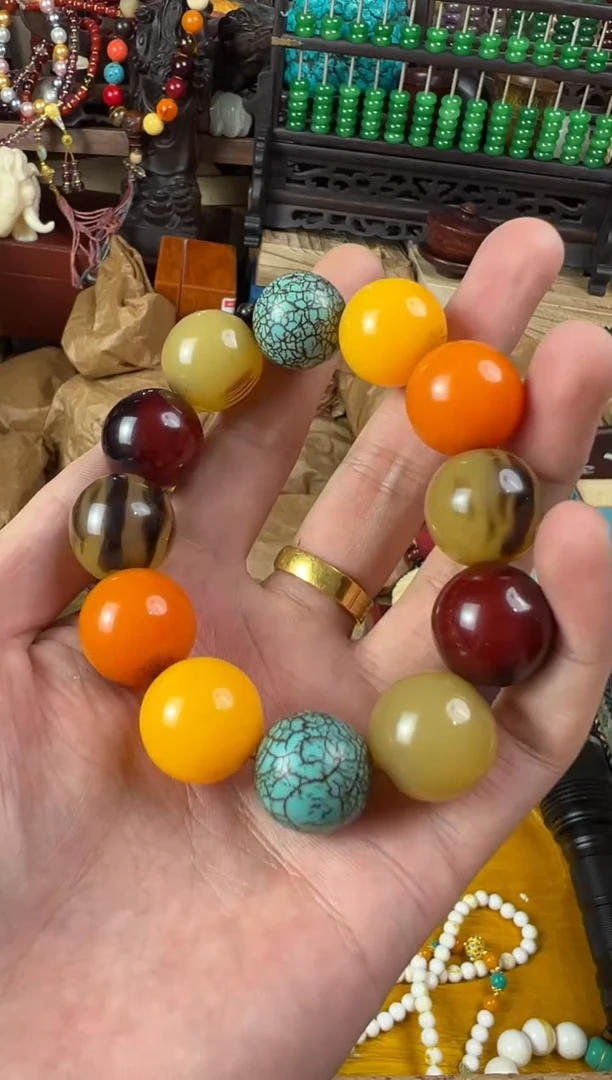 未镶嵌蜜蜡裸石主播推荐主播推荐