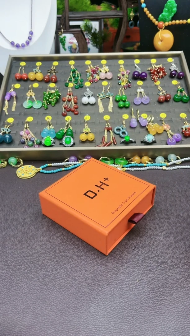 【闪购商品】玛瑙/玉髓耳钉银S925镀金镶嵌337000