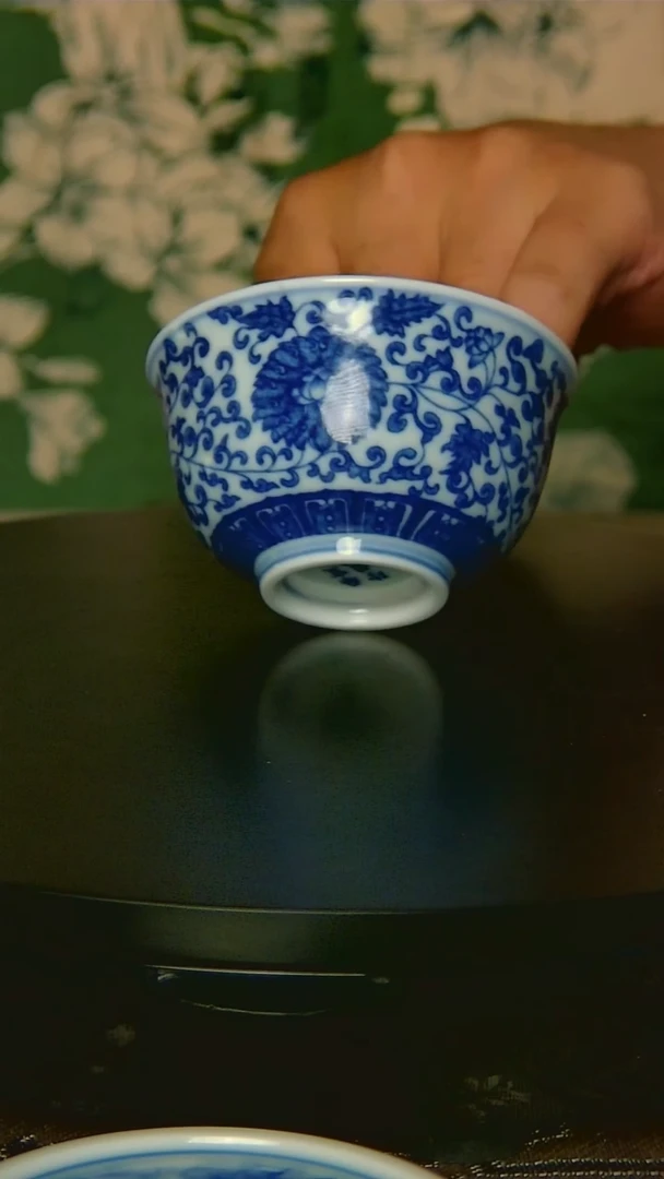 景德镇青花缠枝莲压手杯一团和气