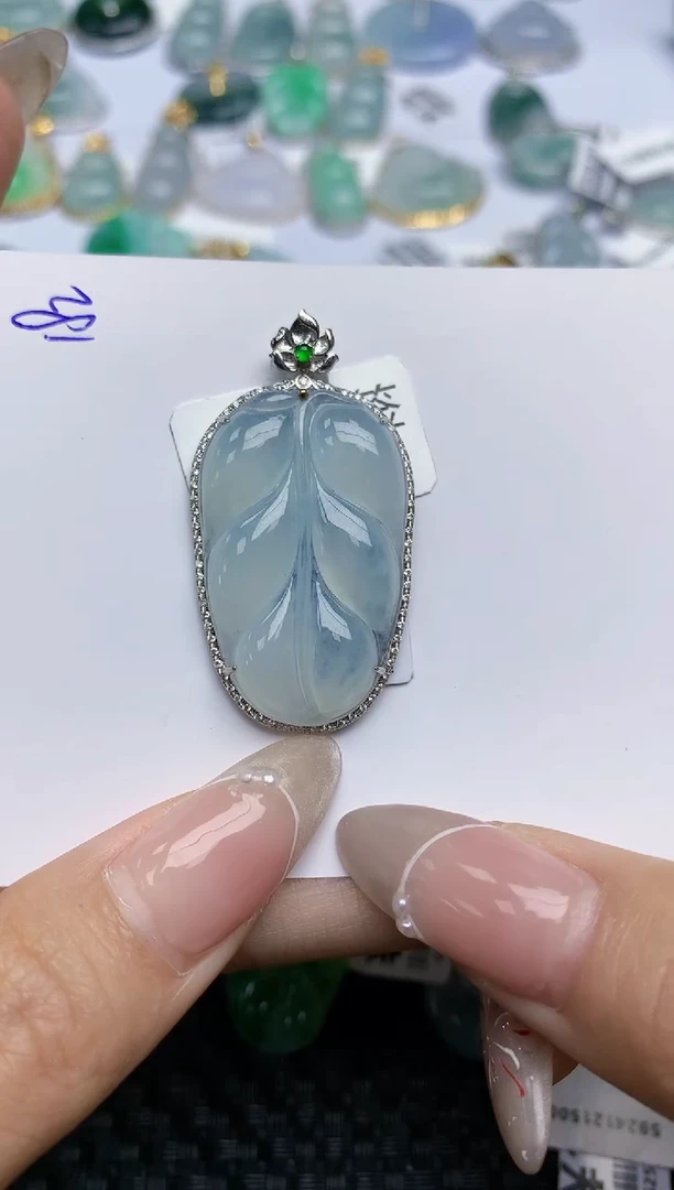 【闪购商品】翡翠颈饰18K金镶嵌 天然翡翠A货