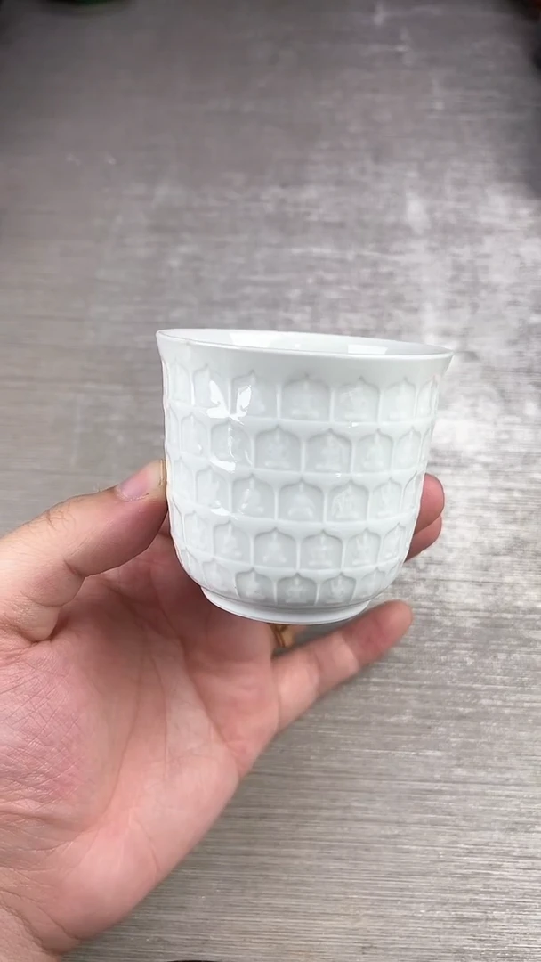 青瓷仓储福利清仓