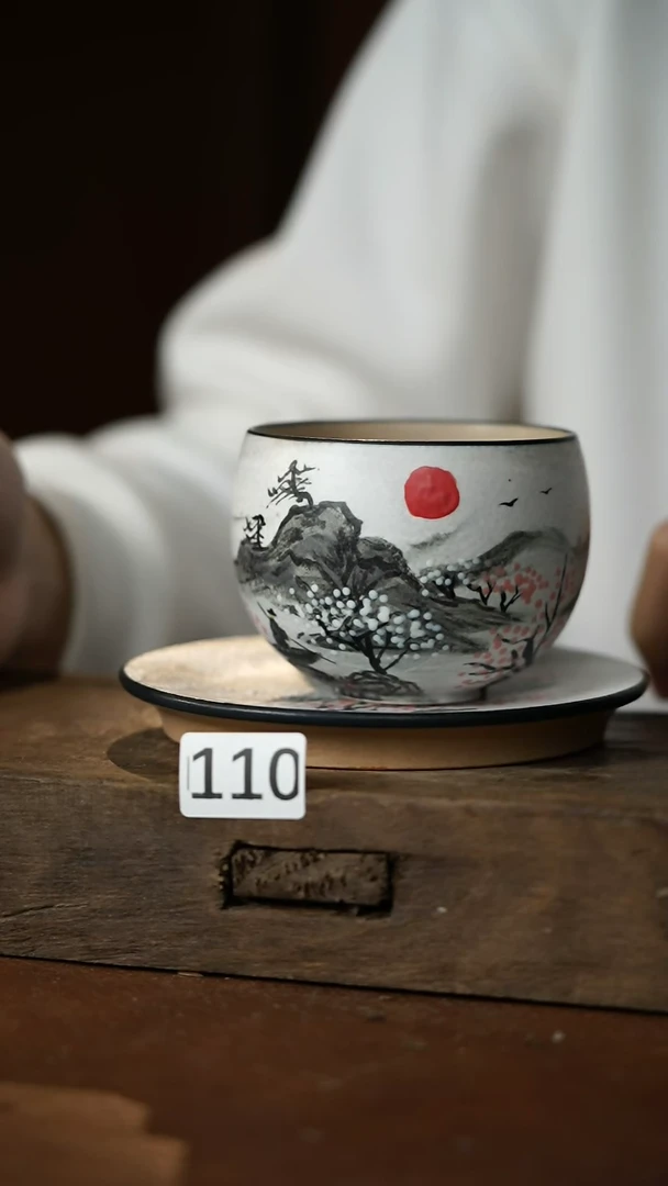 【闪购商品】瓷片 新品！手绘设计师款  秋与歌