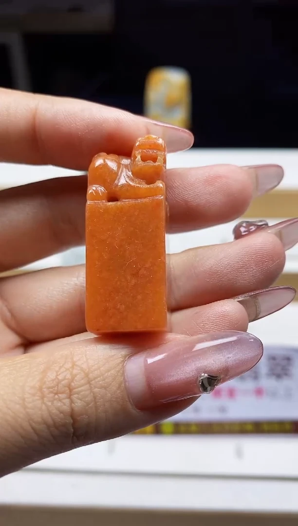 翡翠未镶嵌颈饰翡翠A货