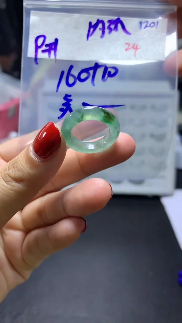 未镶嵌定制翡翠美**e毛货需精细抛光拍一发一