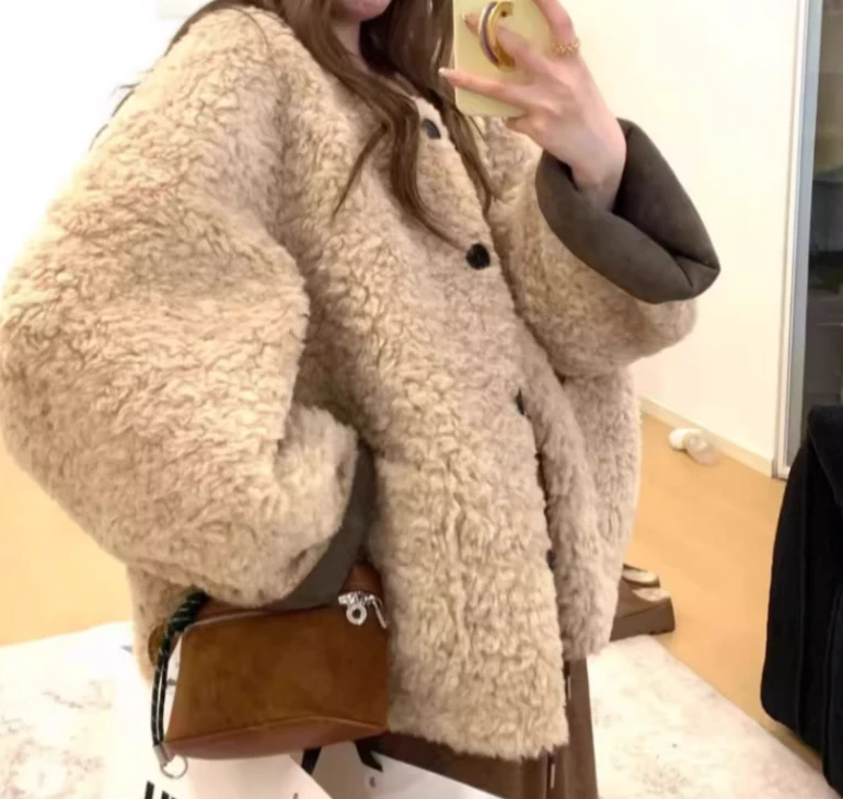 B311毛呢纽扣短外套