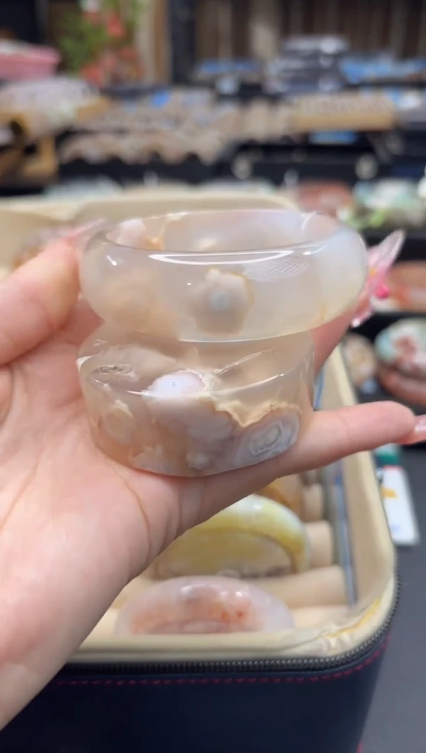 未镶嵌手镯石英质玉17(58圈赠送镯心)