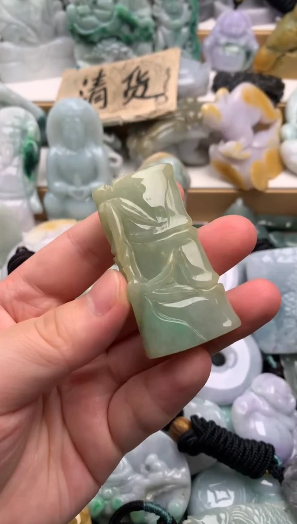 吊坠(不含链)未镶嵌翡翠1