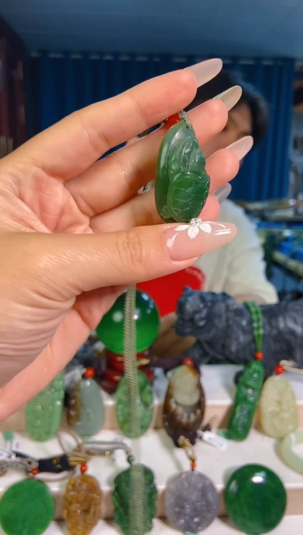 和田玉未镶嵌挂件1