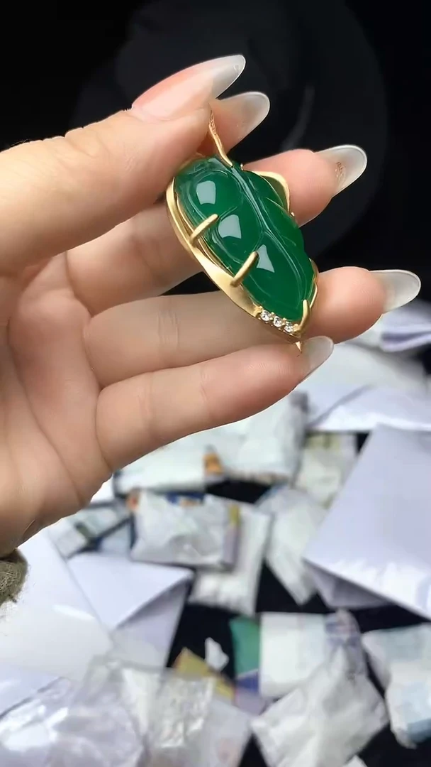 满色吊坠 所见即所得！！！