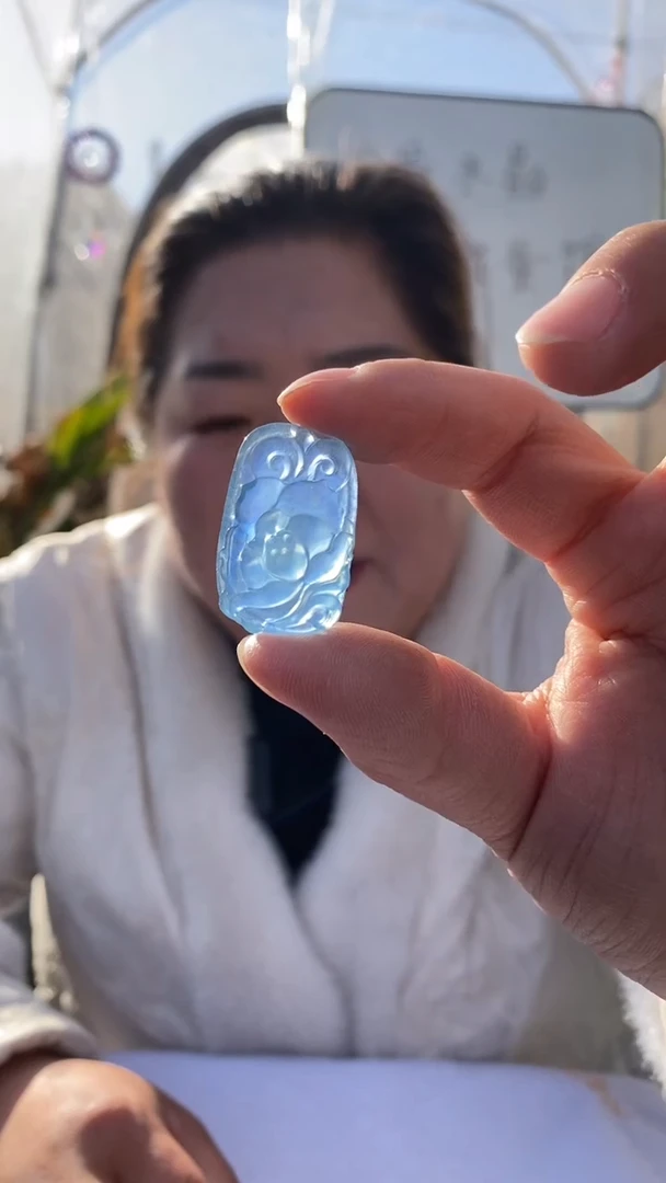 【闪购商品】海蓝宝石车挂未镶嵌海蓝宝吊坠D60