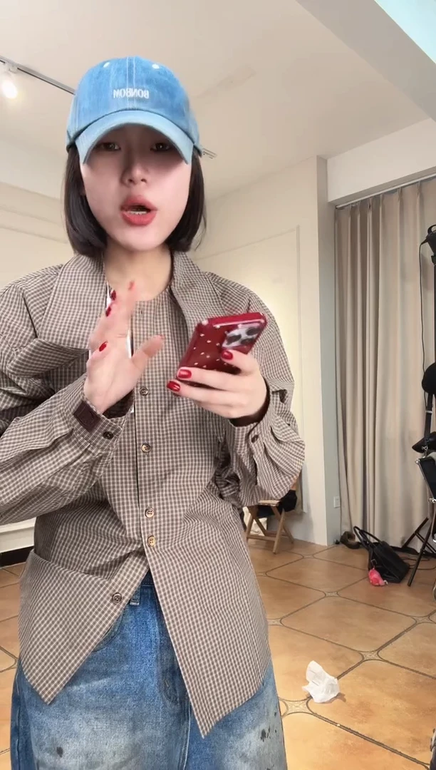 y**a设计师品牌刺绣牛仔裤M码