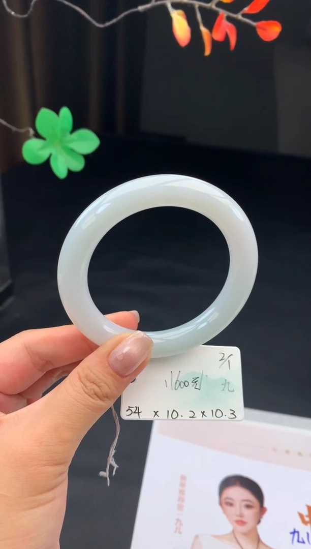 未镶嵌手镯翡翠翡翠自带#送人#，假一赔三