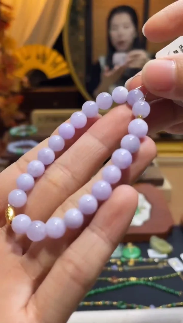 颈饰未镶嵌翡翠手串