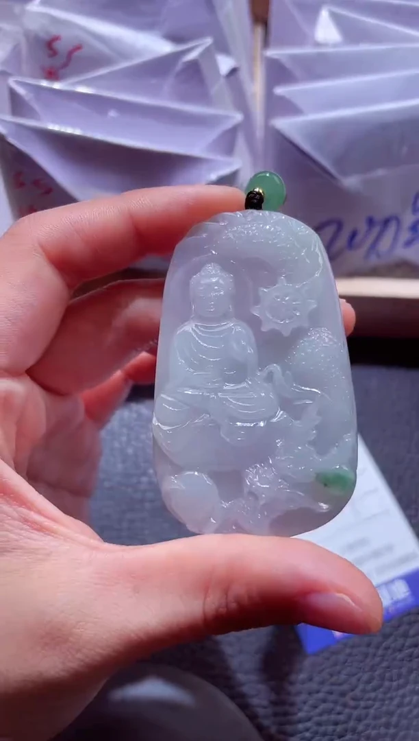 颈饰未镶嵌翡翠00007623