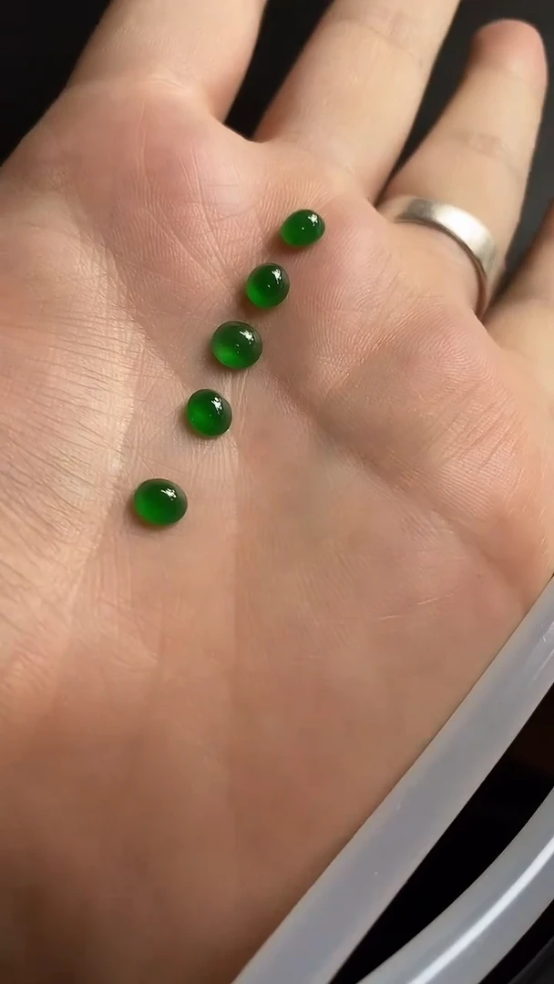 翡翠裸石天然翡翠裸石蛋面29